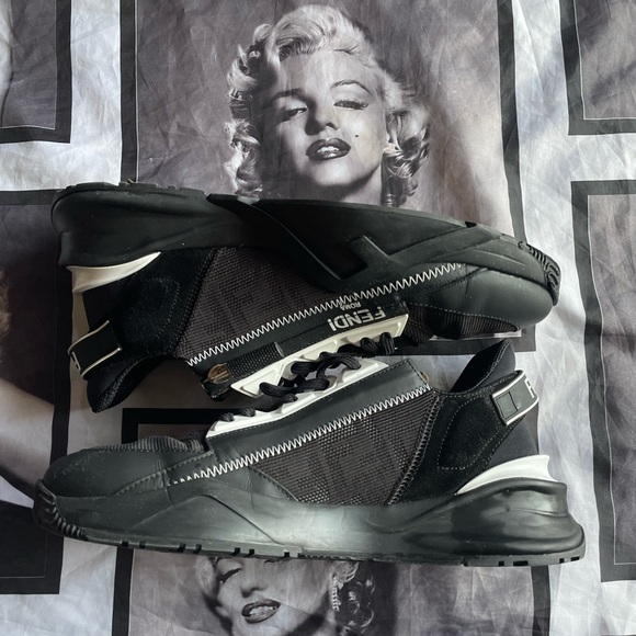 🛑SOLD🛑 - Picture 5 of 9